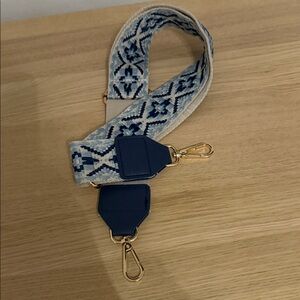 Blue and Cream Patterned Bag Strap